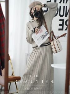 Loose Knitted Polo Neck Sweater And Pleated Long Skirt Autumn Winter Set for Women Cotton College Style Fashion Ensemble