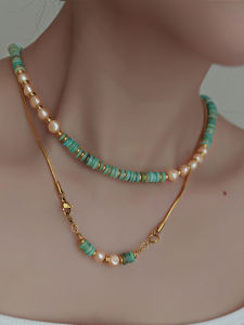 Original Green Fall and Winter Green Shell Freshwater Pearl Necklace for Women 2024 New Style Collarbone Necklace Sweater Chain for Women