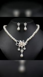 3Pcs/Set Women Necklace Beaded Glossy Faux Pearls Rhinestone Embedded Flower Bride Necklace Stud Earrings Kit.