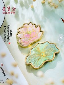 RONGBAOZHAI | Solid Brass Scholars Desk Paperweight Creative Stationery Item