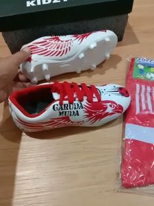 KIDZTUBS Sepatu Bola Anak Paket Komplit Sepatu Bola Tas Skin Deker Kaos Kaki Usia 6-10 Tahun Size 28 29 30 31 32 33 34 35 36 37 KDZ1206123024