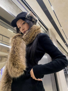 Warm Thick Long Fox Fur Simulation Millennium Spicy Girl Style Scarf Fashionable Plush Neck Warmer for Young Adults in Winter