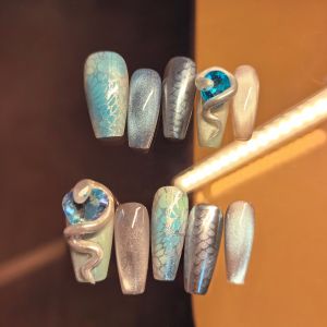 Handmade Wearable Nail Art「Spirit Snake」Year of Snake 3D Snake Pattern Blue Diamond Cat Eye Fairy Wearable Nail Tips