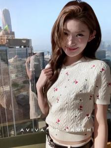 Design Elegant White Short Sleeve Knitwear Fall Miu Style