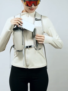 จัดส่งใน24ซม.ความจุ20L กระเป๋าเป้สะพายหลัง เป้น้ำ ที่ใส่โทรศัพท์ถือมือ สำหรับออกกำลังกาย กลางแจ้ง และการวิ่ง ชายและหญิง