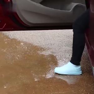 Cover Sepatu Silikon Waterproff Anti Air Sarung Pelindung Sepatu Shoes Cover Karet Silicone