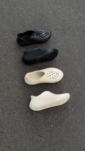 Tawii. Sandals for men summer beach hole shoes outdoor sports non slip rubber sandals soft sole