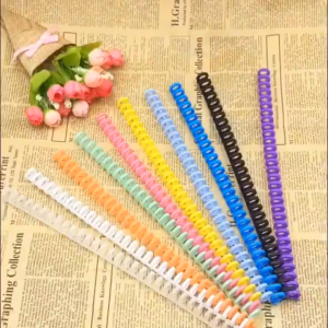 3 สี 12mm มี30ห่วง สันกระดูกงู สันห่วงถอดได้（DIYตัดได้）กระดูกงูเข้าเล่ม สันอ่อน แพ็ค สันห่วงพลาสติก เข้าเล่ม ใช้ซ้ำได้