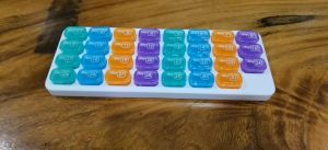 Pill Box JP31 31 Day Medicine Tablet Dispenser Organizer Weekly Storage Case Extra Large or 31 Day 4 Week Cases for Home Travel by Weeks with Dust-Proof Container Pills/Vitamin/Fish Oil/Supplements