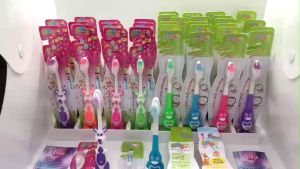 Bàn chải đánh răng trẻ em SKY tặng kèm đồ chơi