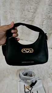 กระเป๋าสะพาย LYN เเบบมีใบลูก 5 สี บรรจุภัณฑ์ สำหรับโฮมอนเด์ และสายยาว เสริมความสวยงามของคุณ