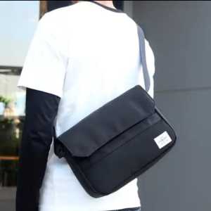 tas selempang pria wanita REISA
