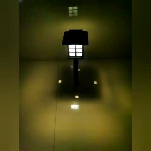 LIVING HOME Lampu Tenaga Surya Lampu Taman Lampu taman Outdoor Anti Air Lampu Pilar Taman Lampu Taman Solar Lampu Taman Tancap Garden Lamp Lampu Kotak