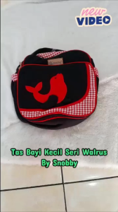 Snobby tas bayi kecil seri walrus STT6208 tersedia warna merah