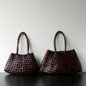2025 New Layered Tanned Cowhide Woven Bag Womens Large Capacity Commuting Simple Shoulder Bag Minimalist Underarm Bag Women
