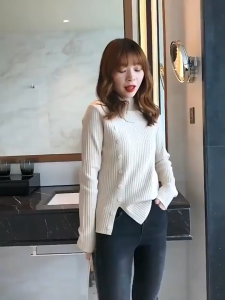 Women Long Sleeve Sweater Turtle Neck Women Tops With Side Buttons Design 韩版半高领百搭毛衣针织衫 ST287