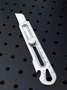 Dao rọc giấy inox Dụng cụ rọc giấy đa năng 6 trong 1 vặn vít vặn bu lông mở nắp hộp cắt thước kẻ khui bia bằng thép