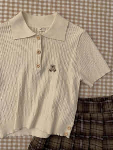 Short Sleeve Polo Neck T-Shirt Embroidered Twist Design Summer New Style Small Bear Stitching Top for Petite Women