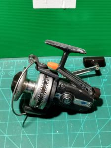 รอกตกปลามือ 2 ญี่ปุ่น Shimano us 4