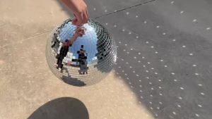 Quả Cầu Gương Disco Lấp Lánh Nhiều Màu Sắc 8 Inch Nhẹ Hiệu Ứng Ánh Sáng Sân Khấu Màu Bạc Dùng Trang Trí Tiệc Giáng Sinh Đám Cưới Lễ Hội