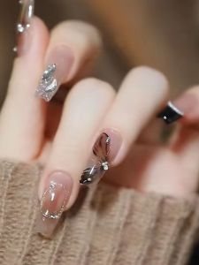 Wearable Nail Art Strips Diamond Encrusted Bridal Fingernails Long Medium Length Finished Product Nail Stickers White Crescent