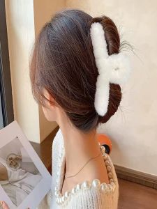 กิ๊บติดผมทรงฉลามขนาดใหญ่สไตล์ฝรั่งเศส กิ๊บติดผมขนนุ่ม กิ๊บติดผมทรงฉลาม กิ๊บติดผมแฟชั่นฤดูใบไม้ร่วง/ฤดูหนาว กิ๊บติดผมสุดเก๋