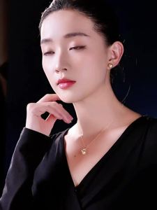 Luxurious Pearl Earrings