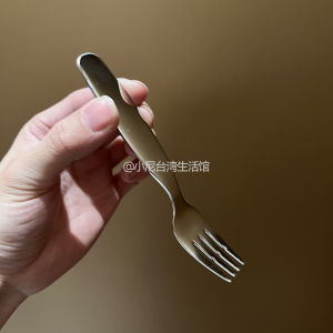 ช้อนส้อมสแตนเลส304สำหรับเด็กกล่องเก็บอุปกรณ์บนโต๊ะอาหารเสริมสำหรับเด็กใช้ในบ้านหัดทานข้าวสำหรับเด็กพกพาสะดวก