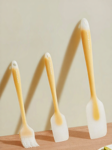 COOKER KING | Food-grade Heat-resistant Silicone Scraper Tool