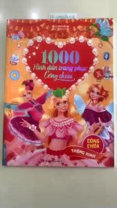 Sách - 1000 hình dán trang phục công chúa - Công chúa hoa lệ