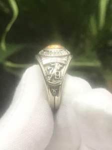 Nhẩn mỷ bạc phom nữ đại bàng 1979 thần tài