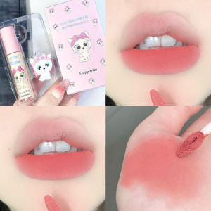 ลิปสติกเนื้อแมตต์สีชมพูส้มน้ำแข็ง ลิปมันเนื้อแมตต์เนื้อบางๆ สำหรับผู้หญิงวัยรุ่น ผลิตภัณฑ์เครื่องสำอางที่เพิ่มพลังงานให้แก่ผิว