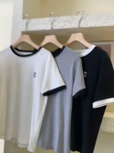 Luna Shop🍑เสื้อยืดผู้หญิงแขนสั้น👕เสื้อยืดสวยๆผู้หญิง เสื้อยืดวินเทจคลาสสิค เสื้อยืดแฟชั่นคอกลม