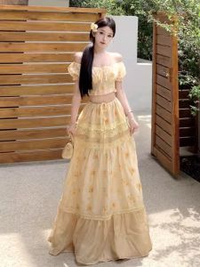 French Gentle Style Floral Halter Neck Top And Skirt Set Summer Outing Outfit Cotton Short Sleeve Student Work Uniform