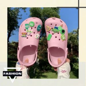 Lishop Best Seller 🎉 รองเท้าแฟชั่นหัวโต พื้นน่มใส่สบาย มาพร้อมตัวติดน้องทอย ปริมาณเป็น 9 นิ้ว สวยด้วย ของจริง และทันที ความน่ารักสุด ทำให้เปลี่ยนแปลงหัวใจ 🎀