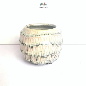 The Leaferie Cole plant pots. flowerpot . flowerpots . flower pot . planter . planters . Ceramic
