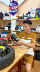 Bơm Lốp Ô Tô Cắm Tẩu 12V Điện Tử Tự Ngắt Có Đèn Hãng Lotusviet - Việt Bắc Car Store