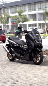 SKOTLET STIKER MOTOR LIGHT BLACK METALIK CANDY SCOTLITE DARK GREY METALIK CANDY SKOTLET MOTOR HITAM METALIK SKOTLET HITAM CANDY SKOTLET LIGHT BLACK CANDY STIKER MOTOR DARK GREY METALIK CANDY HARGA PROMO BISA COD