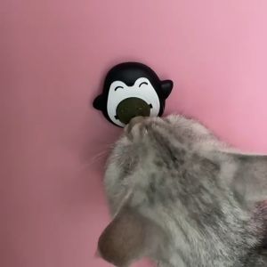 Pet World Penguin Shaped Rotating Cat Mint Ball Relieve Stress Catnip Cat Mint