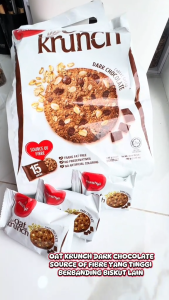 [NEW] MUNCHYS OAT KRUNCH 390G (DARK CHOCO / STRAWBERRY & BLACKCURRANT / CHUNKY HAZELNUT) COOKIES HALAL