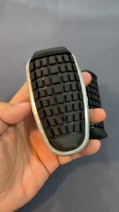 Cao su gác chân trước Cup 125/ Wave/ Dream/ Sirius - Chất liệu cao su bền chắc