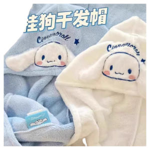 หมวกผ้าขนแกะแห้งเร็วสำหรับผู้หญิง ผ้าขนแกะคอตตอนทรงกลมแบบอเนกประสงค์ ชุดอบอุ่นฤดูหนาว ลายดอกไม้สีขาวและสีแดง สีกลาง