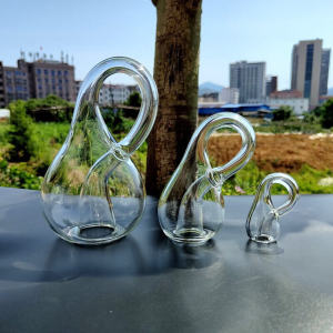 ไคลน์ โบทเล็กๆ โมเดลแก้วขนาดเล็ก หนาขึ้น ขวดน้ำไม่เคยเติมอวกาศสี่มิติขนาดใหญ่ภาชนะเก็บของในครัว