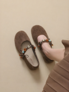 Josiny | Stylish and Simple Birkenstocks 2026
