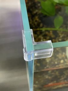 Kẹp góc vuông nhựa chống va đập thành kính bể cá tép thủy sinh