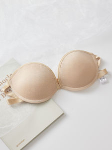 Charm Figure Invisible Bra สําหรับหญิงสาว Strapless ไนลอนไฟเบอร์ไม่มีรอยต่อการออกแบบเปลือยด้วยรูปแบบหัวใจ