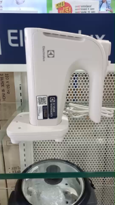 ELECTROLUX เครื่องผสมอาหารแบบมือจับ 500 วัตต์ รุ่น E3HM1-100W