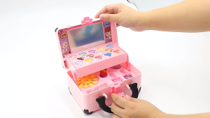 Mainan Anak Perempuan Nail Art Fashion Girl Make Up Kutek Koper Mini Hadiah Ulang Tahun