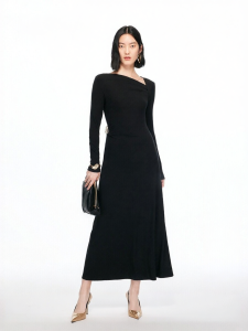 Vero Moda | Elegant Knitted Long Dress with Dropped Shoulder A-Line
