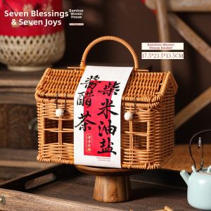 GUSTAGAT | Customizable Moving Celebration Gift Wicker Basket